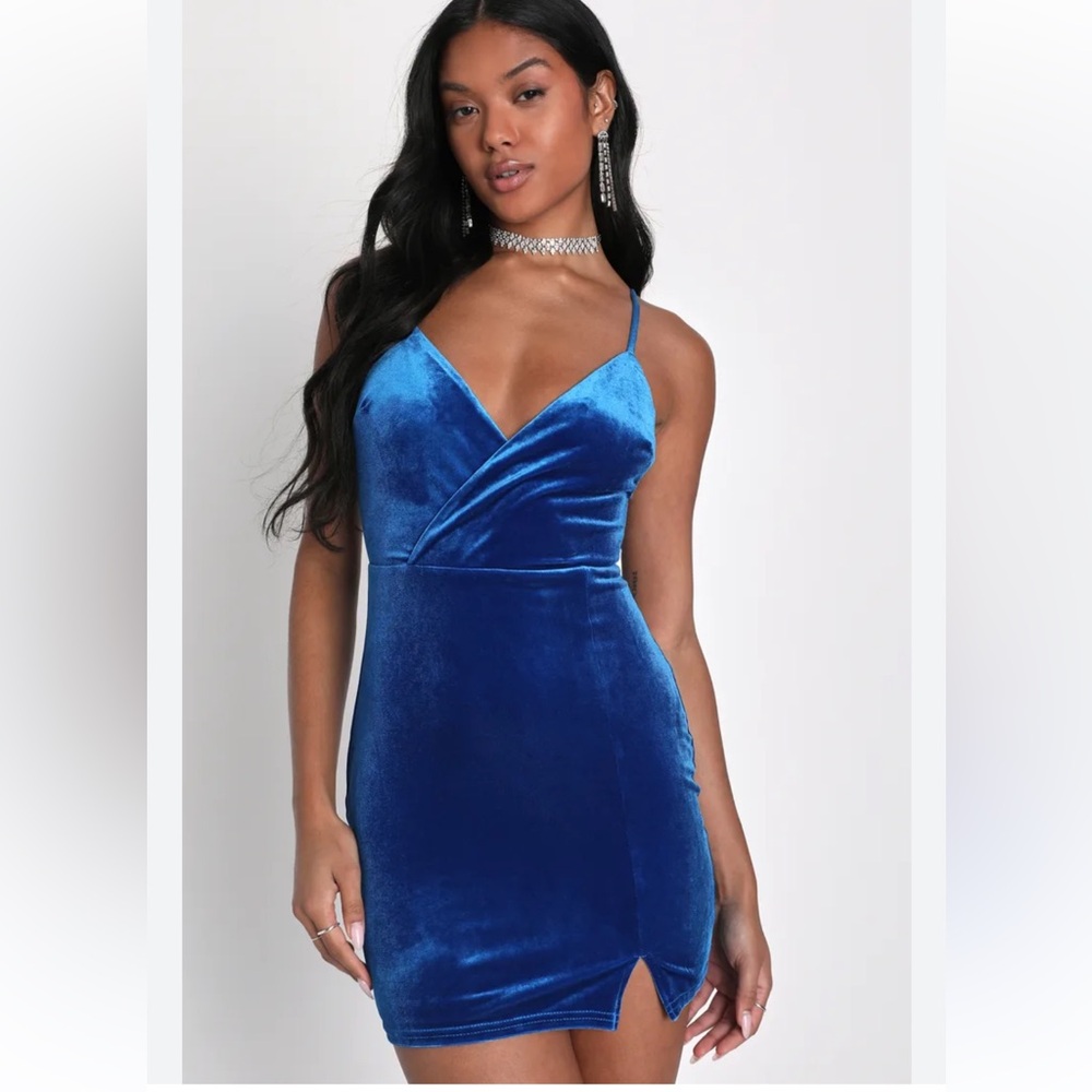 🆕#274~Lulus Luxurious Attitude Blue Velvet Surplice Bodycon Mini Dress, small